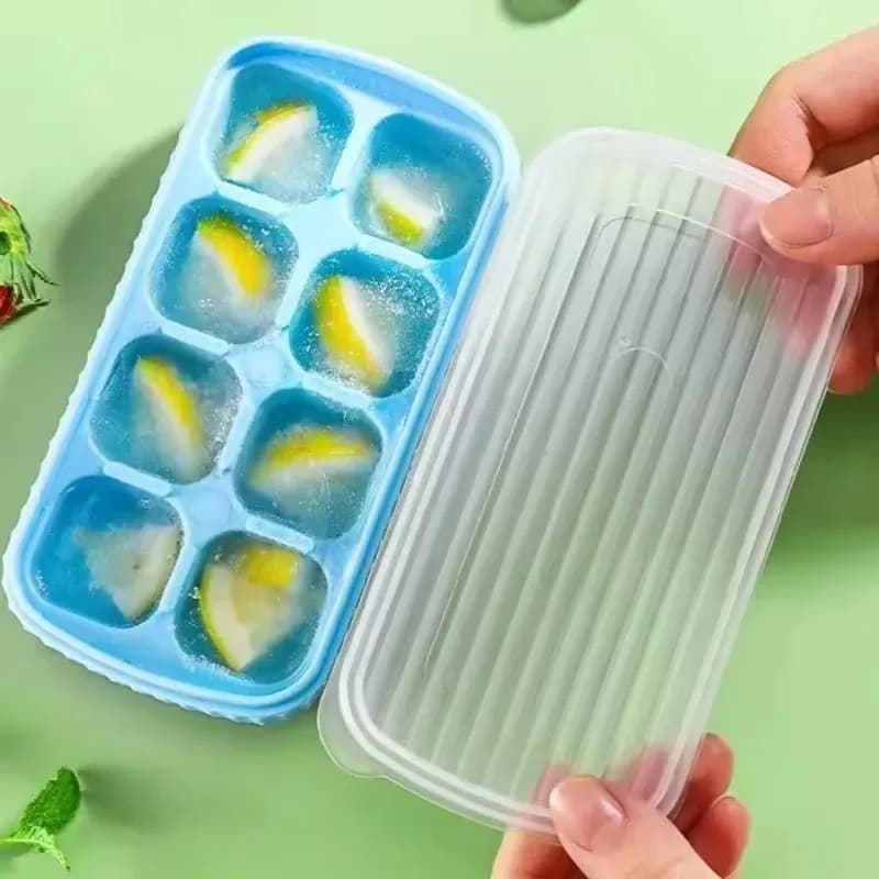 Set di 1/2/4 Stampi per Cubetti di Ghiaccio in Silicone Riutilizzabili, Stampo per Ghiaccio di Grado Alimentare con Coperchio e Scatola di Conservazione per Cucina, Bar, Feste
