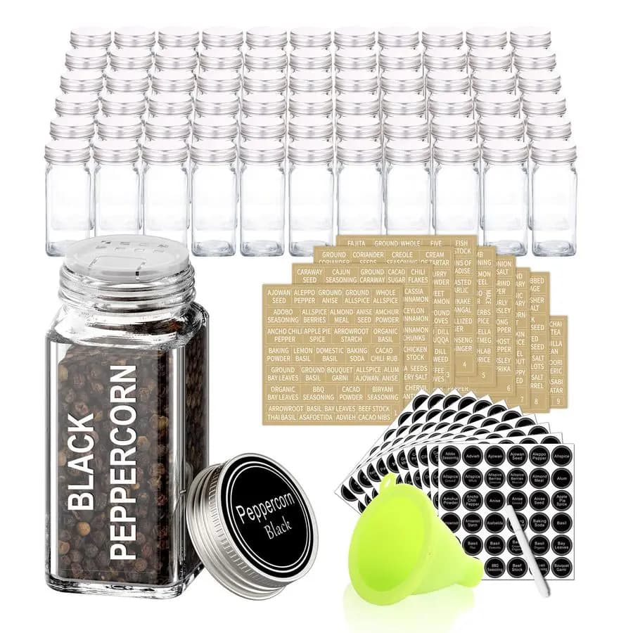 Set Completo di 66 Barattoli in Vetro per Spezie con 703 Etichette, Pennarello e Imbuto 66 Barattoli di Vetro Quadrati da 4oz, con Tappo Ermetico, per Versare