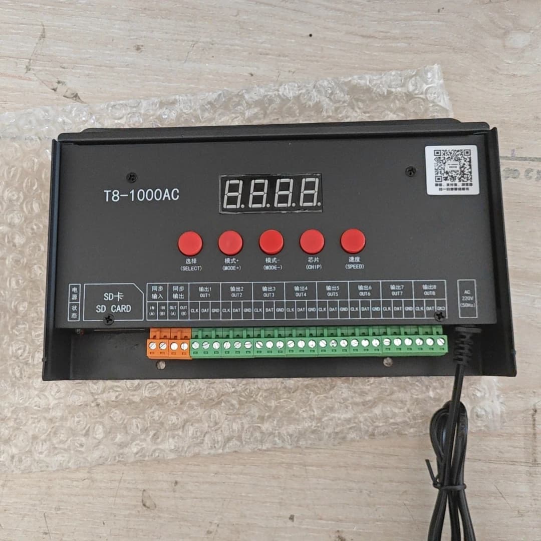 Controller LED pixel programmabile T8-1000AC Dimmer per strisce digitali a 8 canali con scheda SD e WS2812 Sk6812 per luci al neon indirizzabili