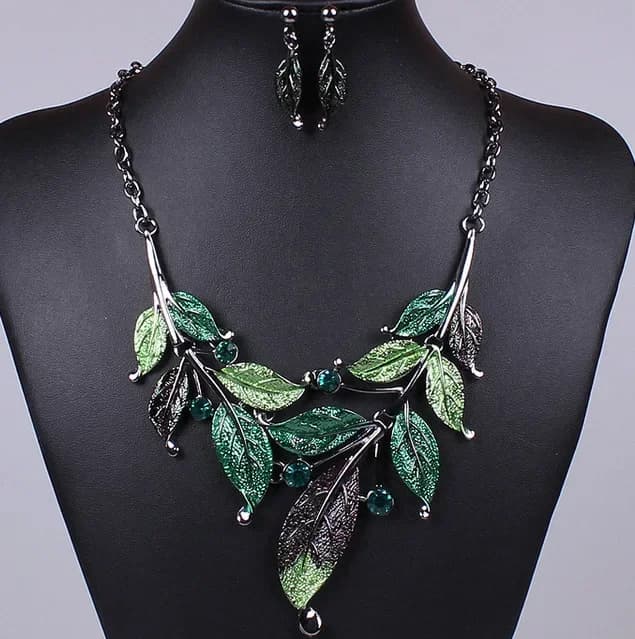 Set di orecchini con collana a foglia nera verde viola Set di gioielli in cristallo con dichiarazione di cocktail smaltato Set di foglie verdi alla moda senza nichel