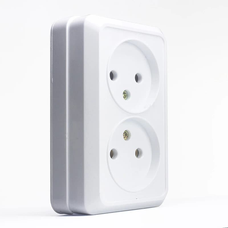 250V 16A European Standard German 2Holes White External Wall Mounted Double Dust-proof Socket Combination ABS flame retardant