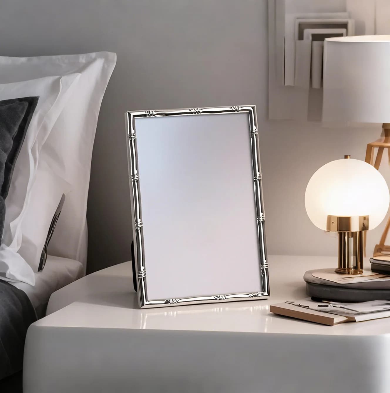 Aluminum European Photo Frame 6/7/8/10in High-grade Wedding Silvery Picture Frame Stand for Pictures Home Desktop Decor Gift