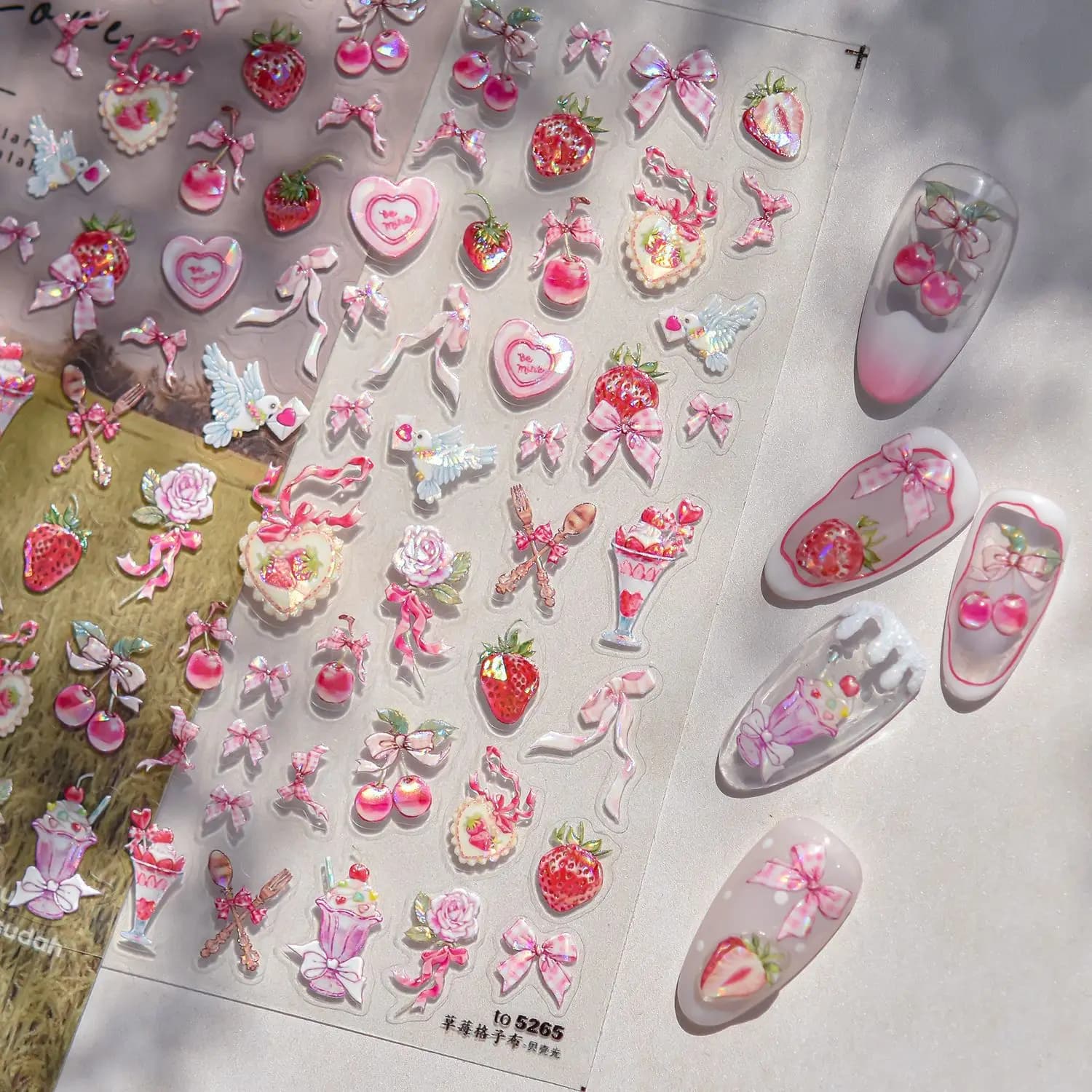 Adesivi per Unghie 5D a Forma di Fragola, Ciliegia, Fiocco e Uccellini, Decorazioni 3D Autoadesive per Nail Art Fai da Te