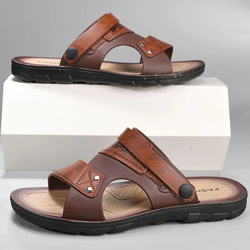 Sandali casual da uomo alla moda, sandali estivi slip-on, scarpe da spiaggia classiche da uomo, sandali in pelle da esterno, ciabatte da uomo
