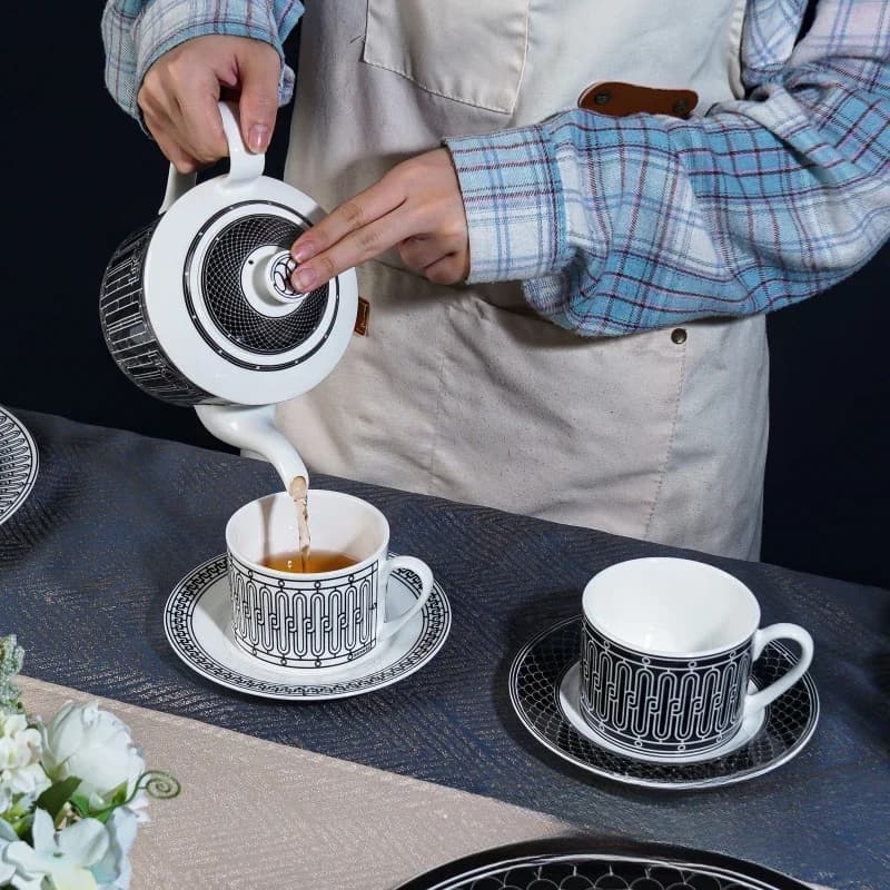 Simple European-Style Tea Set Ceramic Coffee Cup Light Luxury British Afternoon Coffee Cup And Saucer Combination Gift Box