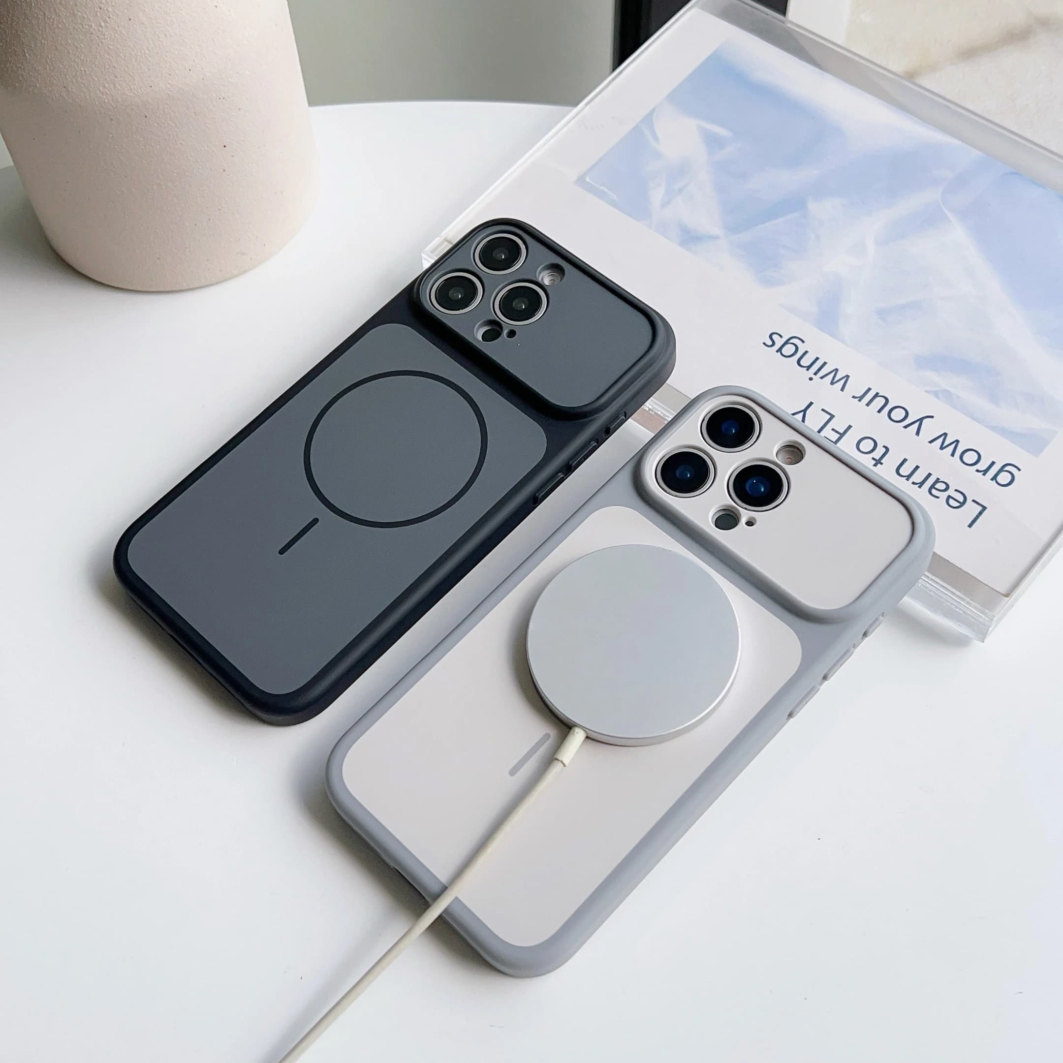 Nuova Custodia Magnetica Wireless alla Moda per iPhone 17 Pro Max 16 15 14 13, Cover Air per iPhone Compatibile con Magsafe Bumper