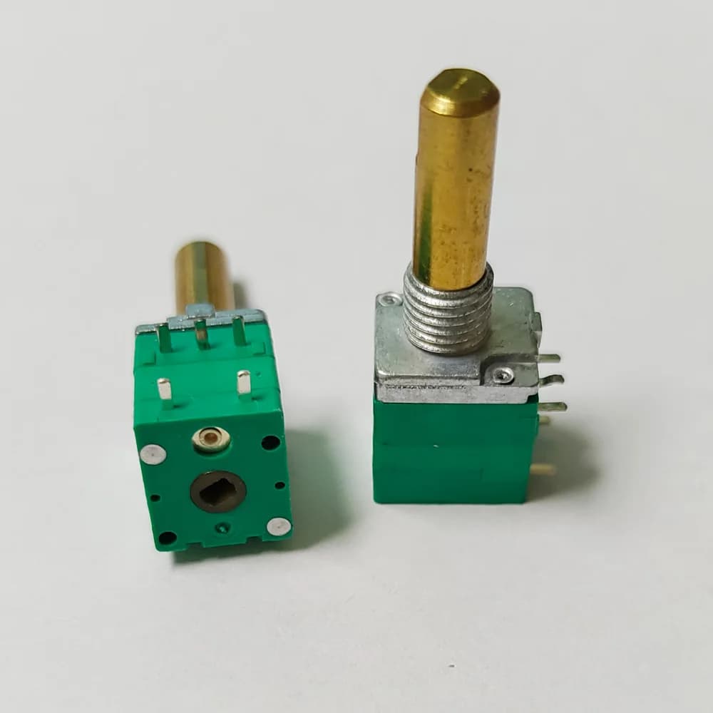 Interruttore Volume 10X per TK2402 TK3402 TK-2402 TK-3402