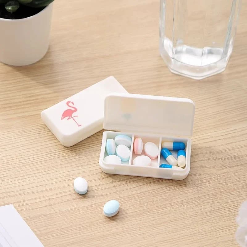3 Griglie Scatola Della Pillola Mini Custodia Dell'organizzatore Tablet Flamingo Cactus Foglia Pillola Caso Dispenser Scatole Per Medicina Erogazione Kit Medico