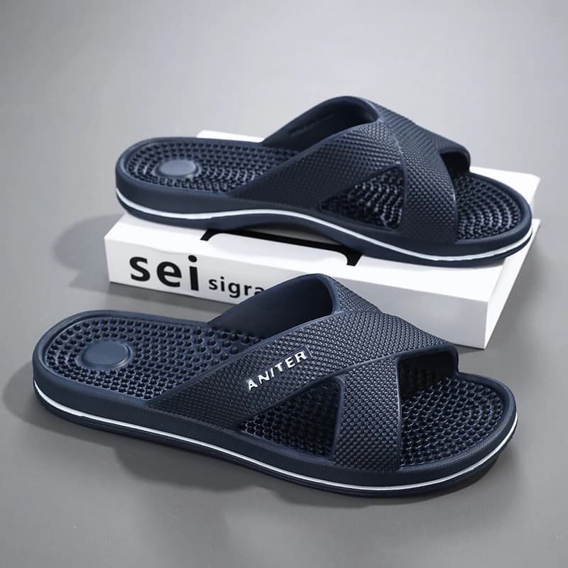 Men's fashion massage slippers indoor and outdoor sandals beach flip-flops portable slide summer non-slip men's shower slippers