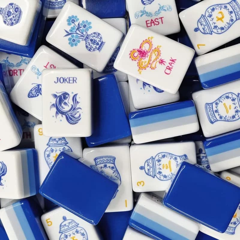 Custom Chinoiserie Blue White Porcelain American Mahjong Set with Ginger Jar Joker Tiles Family Game Gift