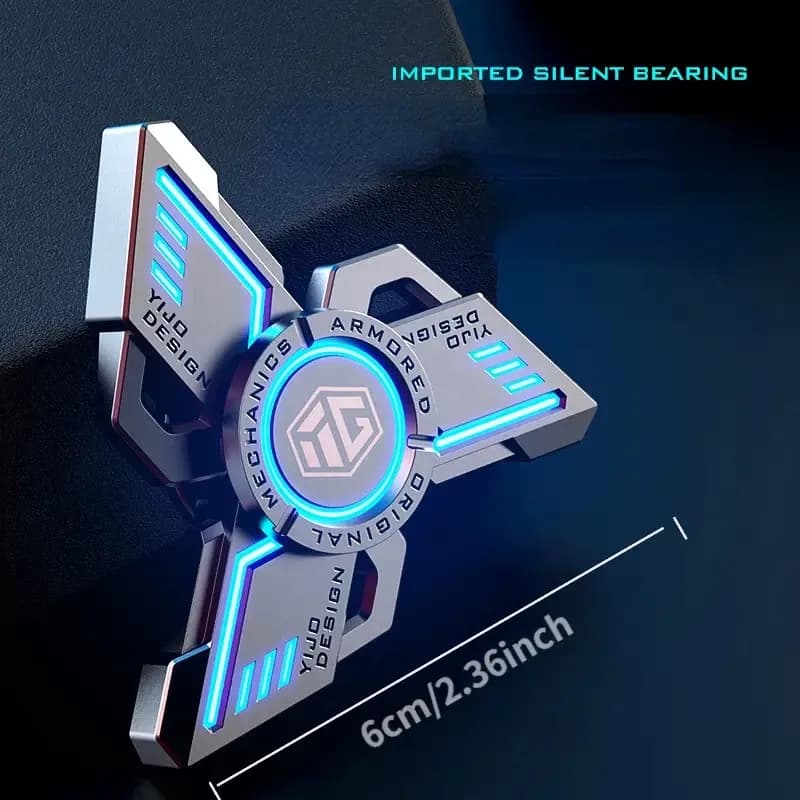 Lo spinner EDC in metallo che si illumina al buio allevia lo stress e l'ansia con questo giocattolo a mano con rotazione liscia, regalo perfetto per uomini e ragazzi