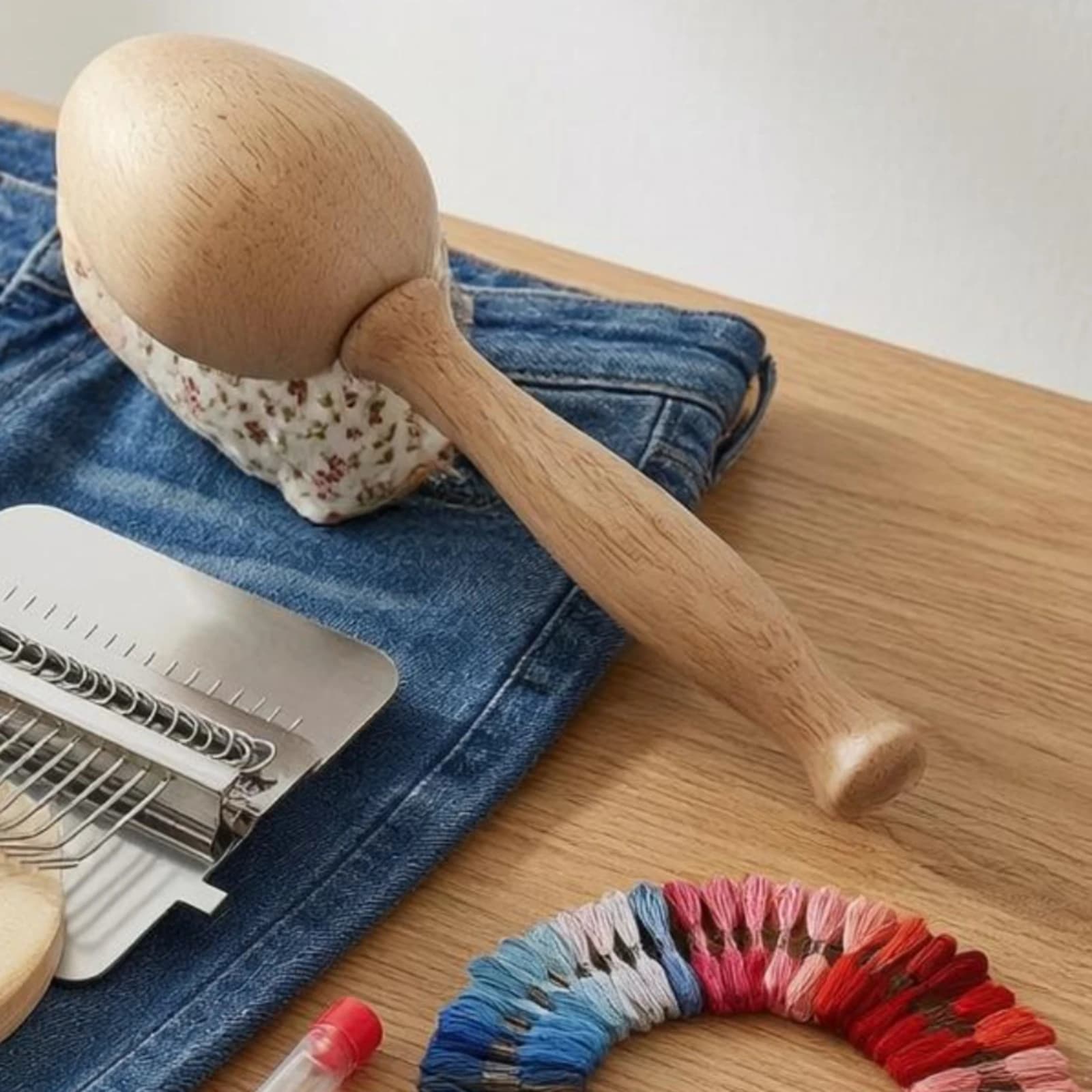 Darning Loom Kit Clear Storage Tube Weaving Repair Kit Sock Darning Loom Compact Sock Darner Set Handheld