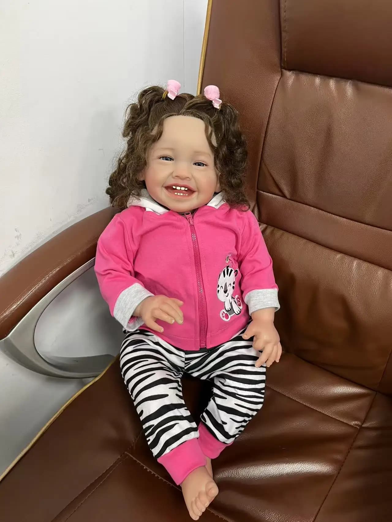 60CM Reborn Toddler Baby Doll Mila Happy Baby Lifelike Real Looking Baby Dolls Painted 3D Skin with Visible Veins Bonecas Bebe