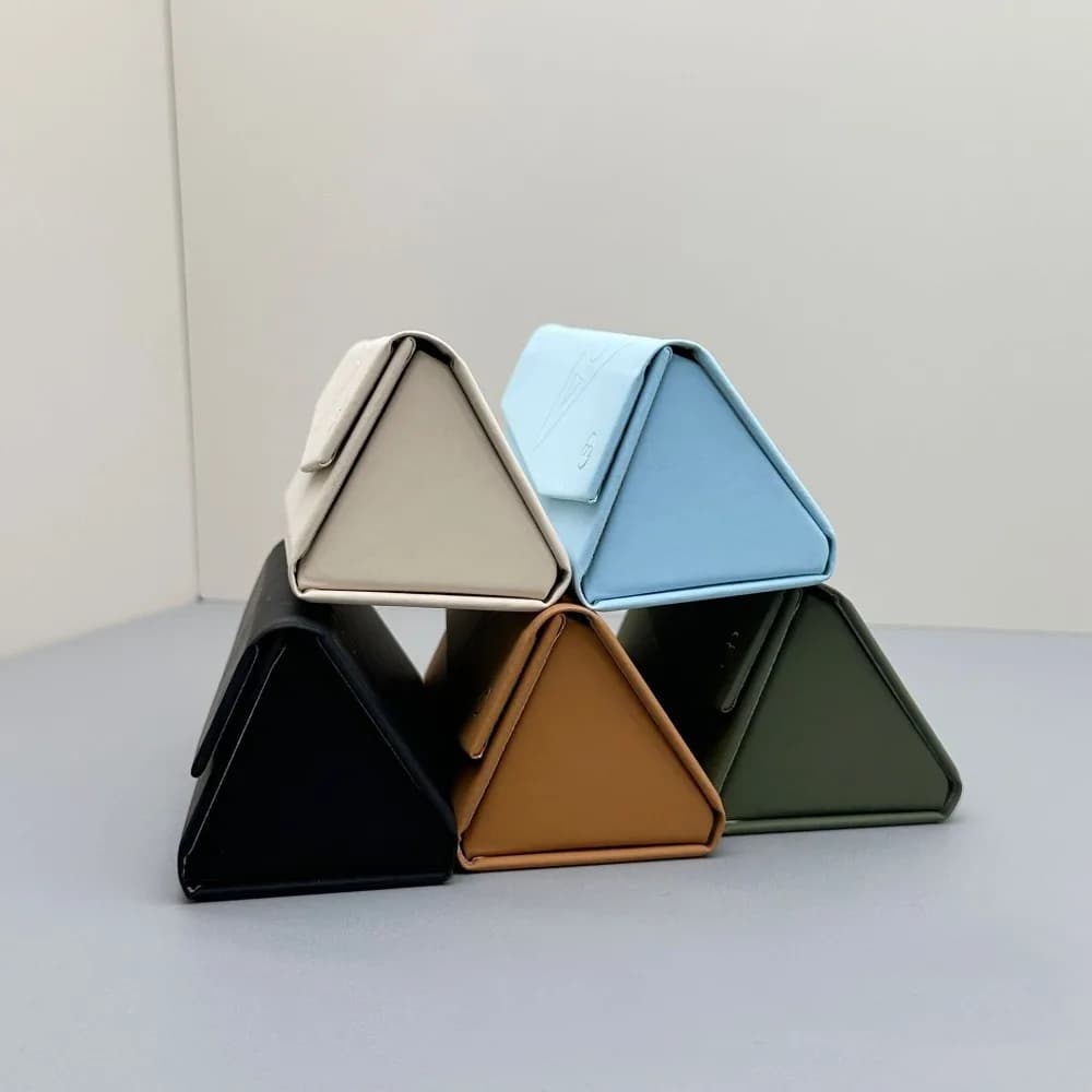Portable Retro Foldable Glasses Case Minimalist Leather Sunglasses Storage Box Triangle Reading Glasses Protective Cover