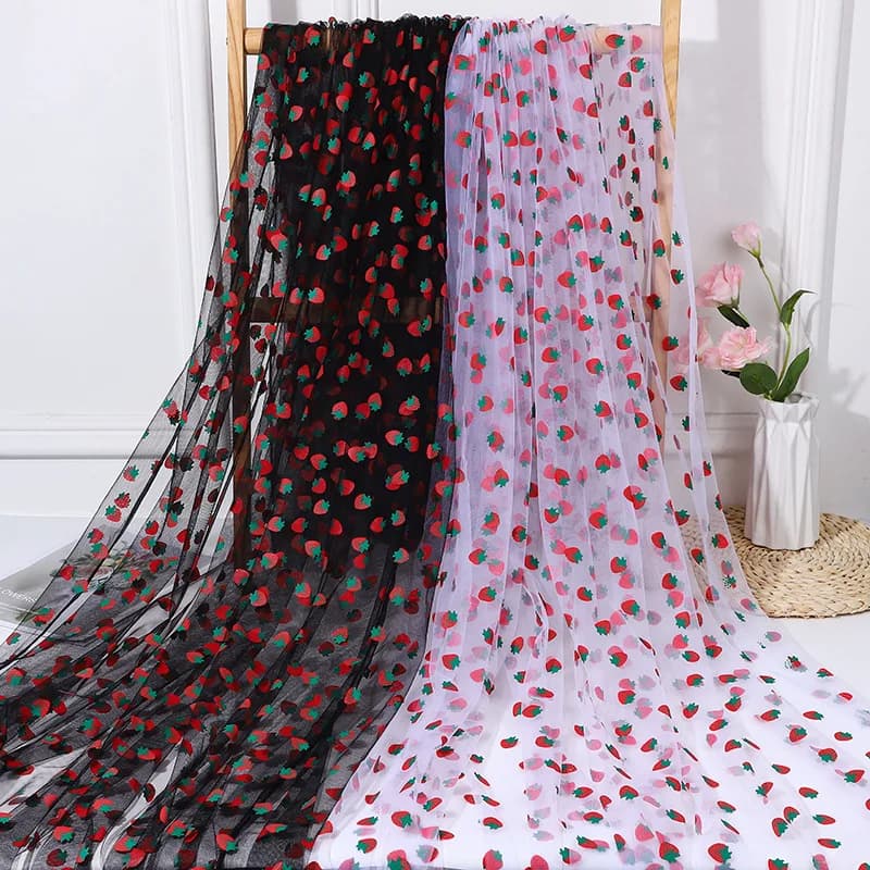 5M/lot 150Cm Wide Sweet Strawberry Printed Tulle Net Cloth for Bridal Veil Doll Dress Kids Clothing DIY Decoration Fabric F134