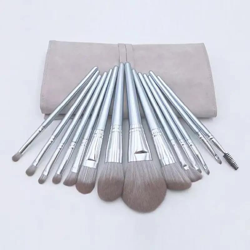 Set di pennelli per trucco ultra morbidi da 14 pezzi Pennello per ombretto in polvere sciolta per viso intero con setole morbide Pennello cosmetico professionale