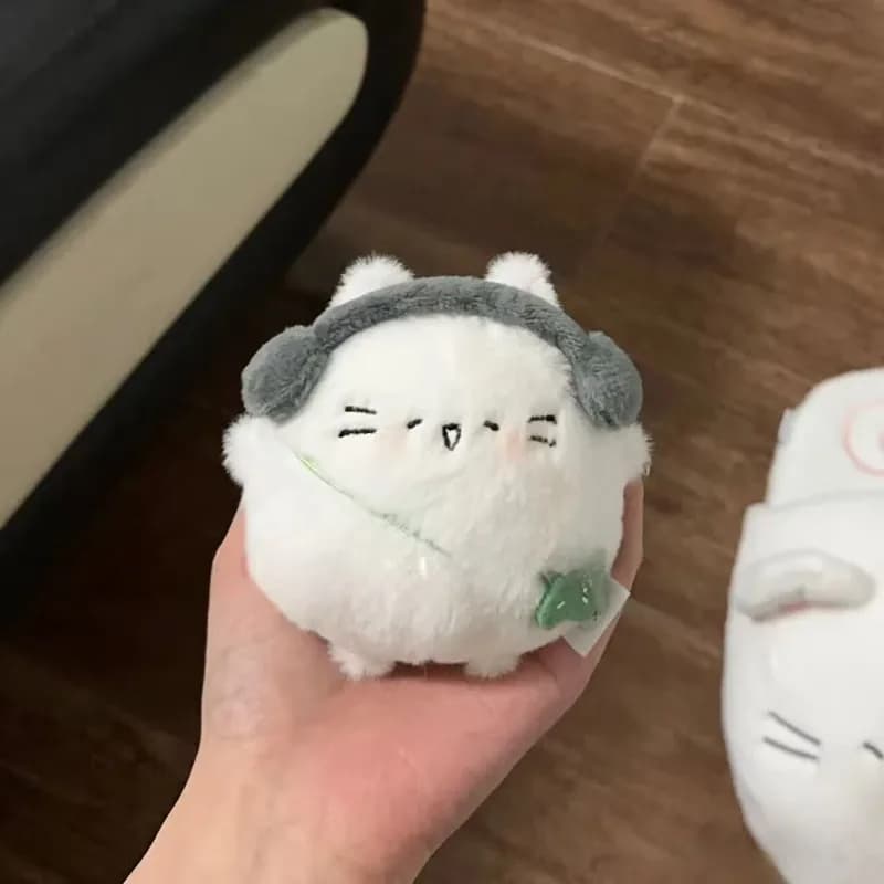 Simpatico gattino paffuto con uovo di gatto, quadrifoglio, piccola bambola di gatto, ciondolo in peluche, zaino, portachiavi, regali per ragazzo e ragazza