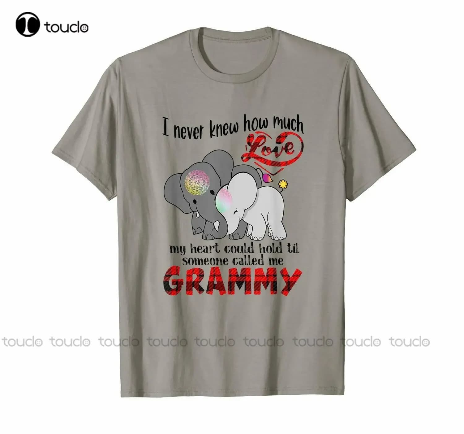 Non ho mai il nuovo quanto amo qualcuno mi chiamano Grammy Elephant Tshirt Camicie da golf Maglietta moda donna Estate Nuova maglietta popolare