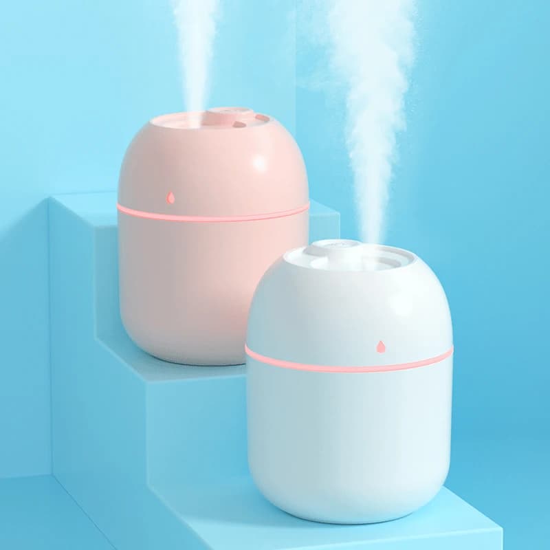 Mini portable USB air humidifier in the form of water drop, silent, for domestic use and office.