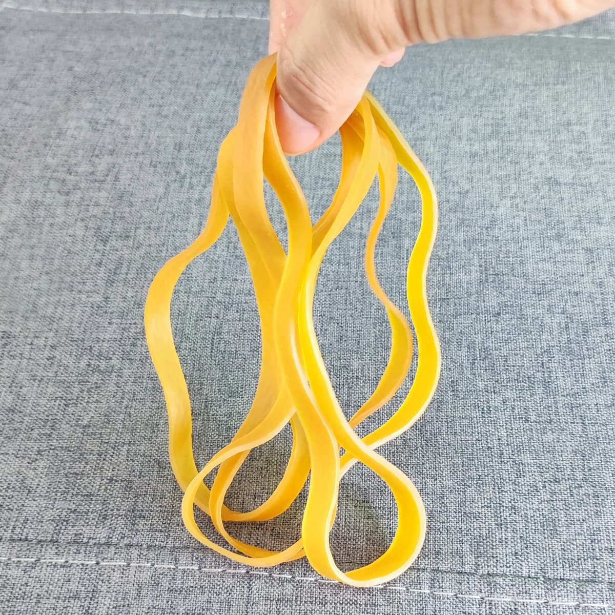 22 pezzi di elastico giallo materiale scolastico di cancelleria elastici per cartelle di file per ufficio imballaggio per uso domestico