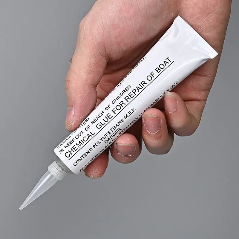 Colla per Riparazione Gommoni in PVC 30ml, Adesivo Forte per Riparazione Barche Gonfiabili, Kayak, Canotti e Gommoni