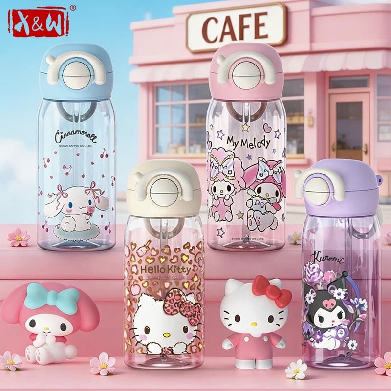 Borracce in plastica X&W Sanrio con cannuccia, Hello Kitty e Kuromi, con beccuccio a scomparsa, bottiglia d'acqua estiva portatile per studenti e bambini