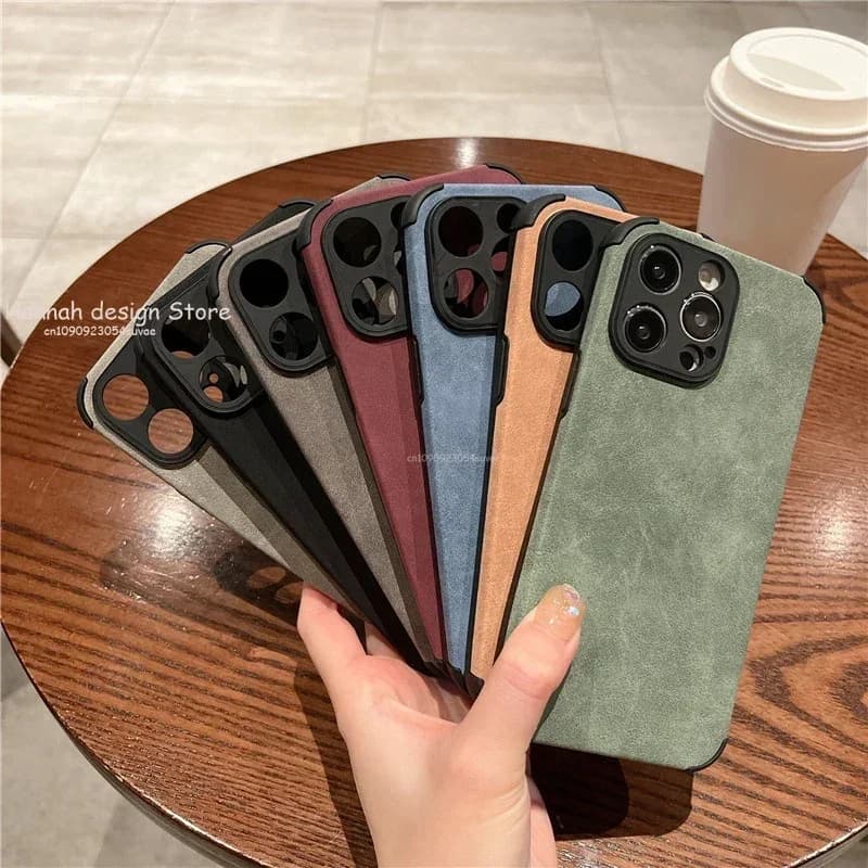 Custodia per telefono in morbida pelle opaca di lusso per IPhone 14 Plus 13 12 11 Pro Max 7 8 Plus SE 2 Protezione per lenti Custodia in silicone antiurto