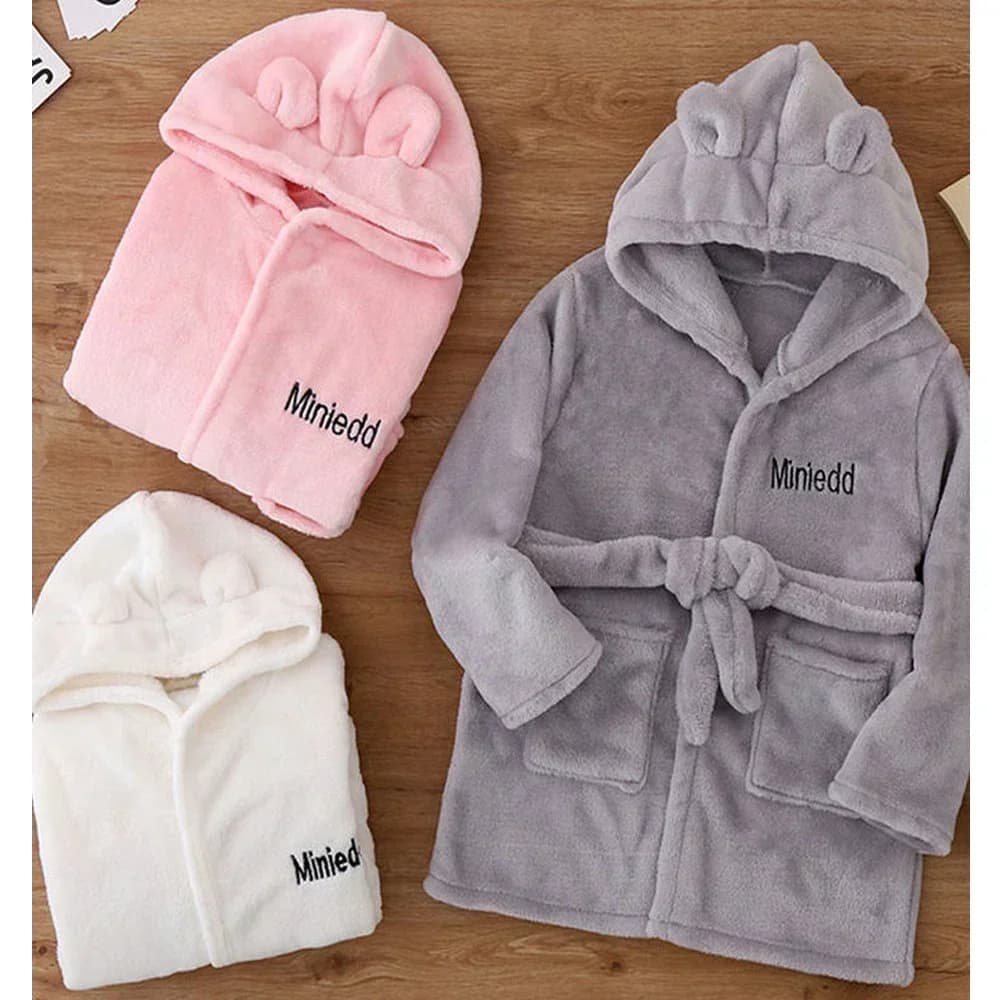 Children's Velvet Bathrobe Hot Pijama Nightwear with Hood 2024 Autumn Winter Kids Cartoon Vestaglie Addensare Homewear