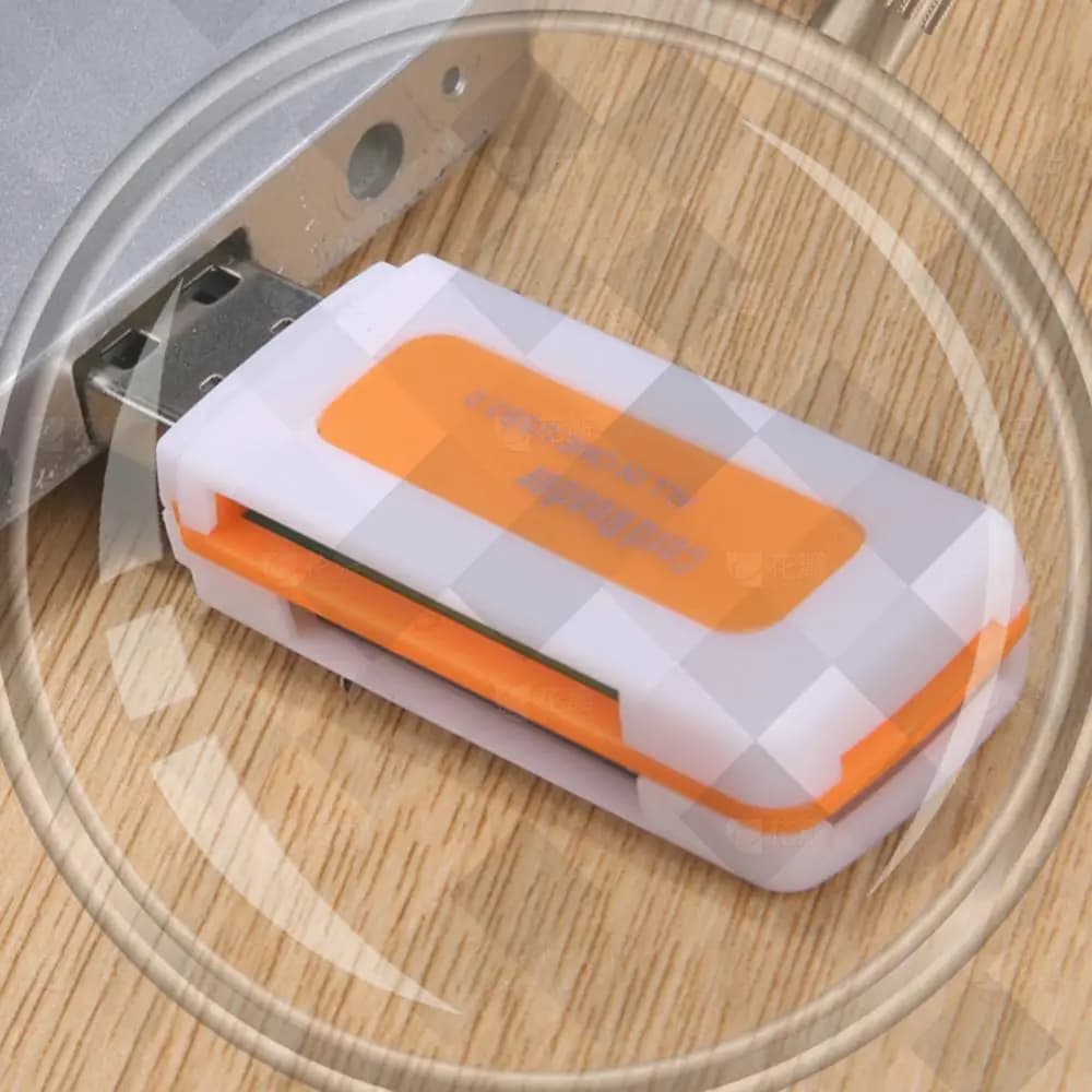 Lettore di Schede 4 in 1 Mini USB 2.0 Universale per Schede TF SD, Adattatore per Schede di Memoria per PC e Laptop