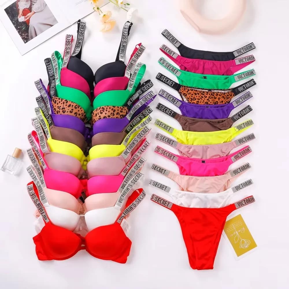 Set di Lingerie Victoria's Secret, Completo Intimo Sexy da Donna con Finiture in Pizzo, Reggiseno e Slip Classici Regolabili, Nuovo Modello