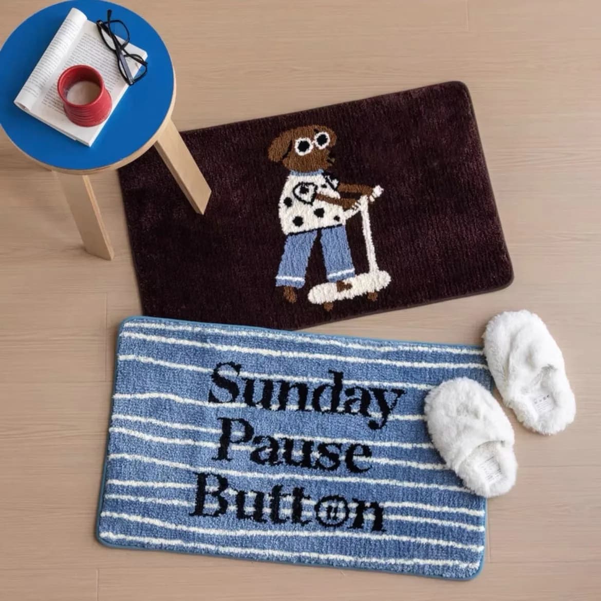 VIKAMA Bathtub with playful puppies print, non-slip mat for bathroom and living room, decoration for home theme cute dog