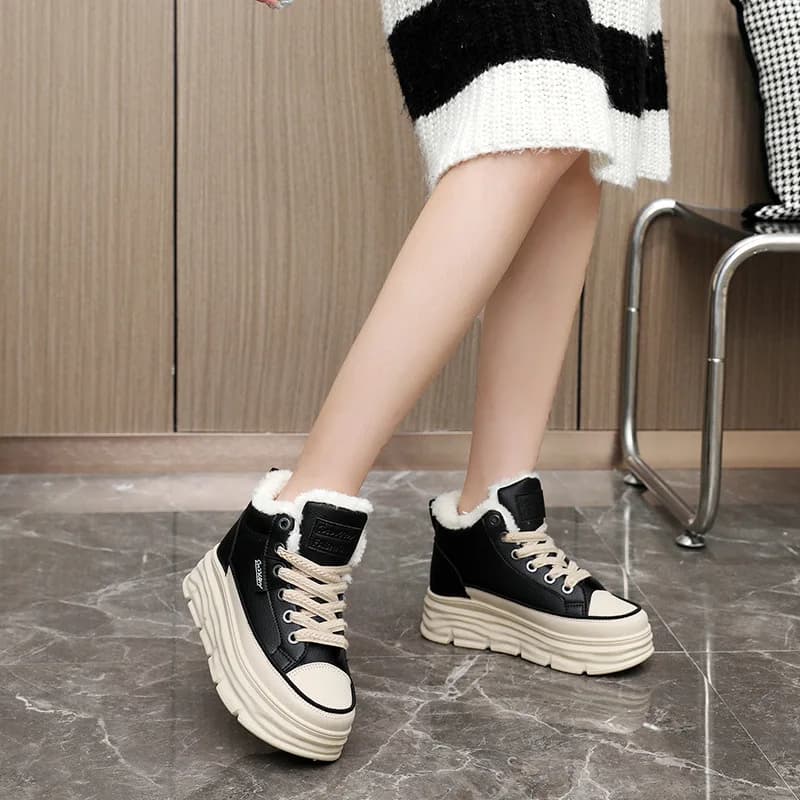 Fashionable 2024 Fashionable High Cut Thick Sole Cotton Shoes Outdoor Table Shoes in Winter Plush Snow Boots Women casual shoes