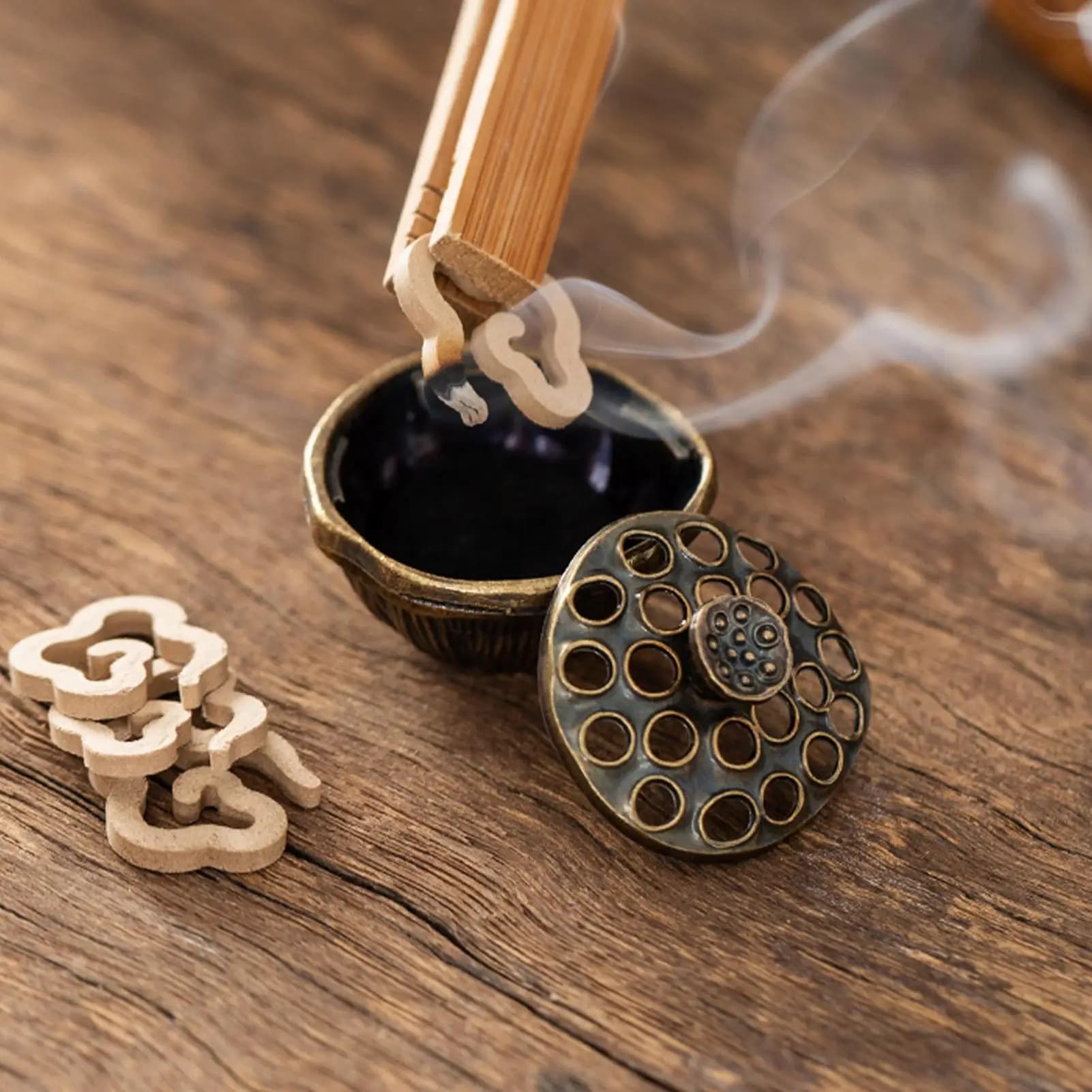 Porta incenso a cono Aromaterapia Carbone da scrivania Catcher di cenere Supporto per incenso Catcher di cenere Ornamento per sala da meditazione in studio yoga