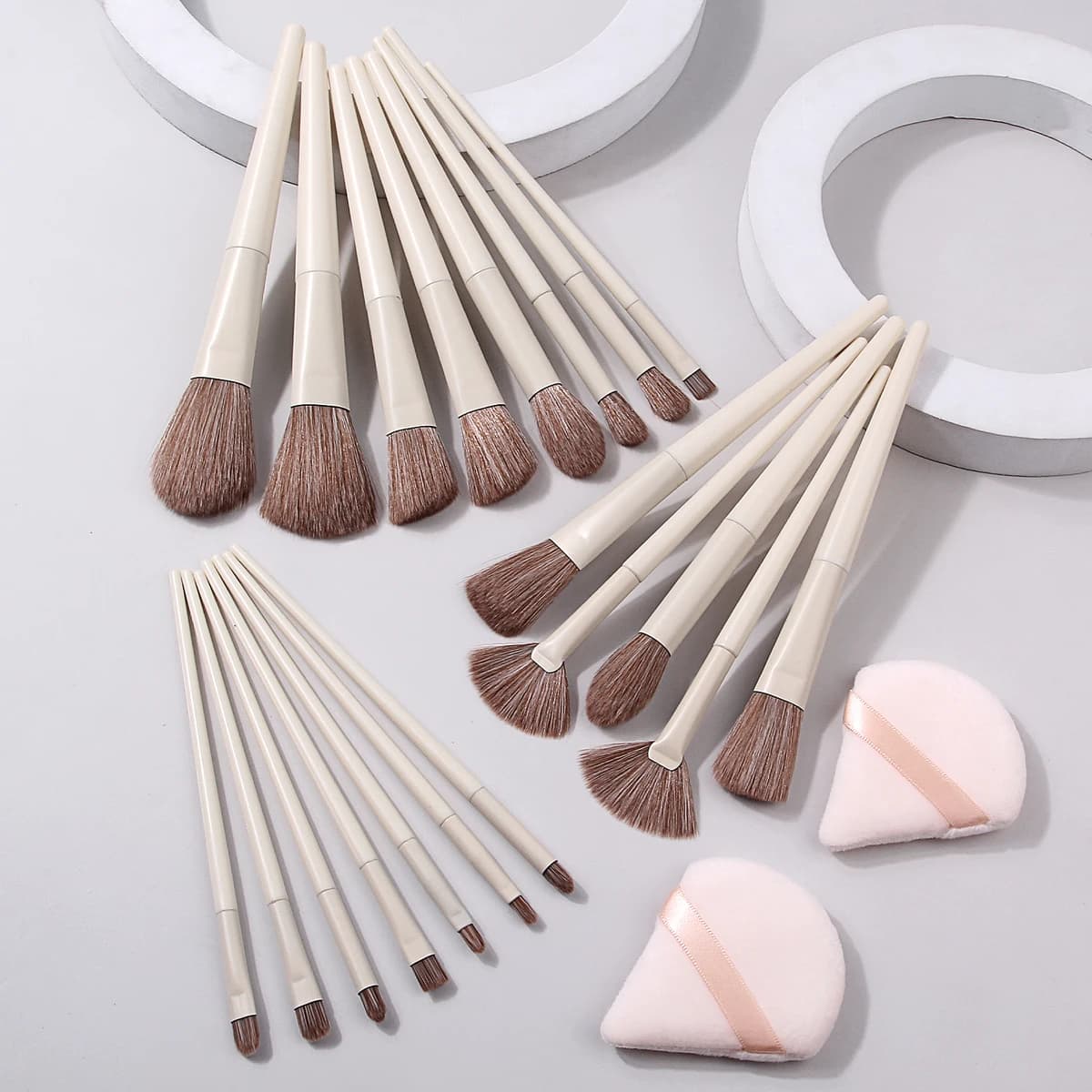 22Pcs Makeup Brush Set for Blush Eyeshadow Contour,All-in-one Professional Full Face Makeup Tool Kit for Makeup Artists