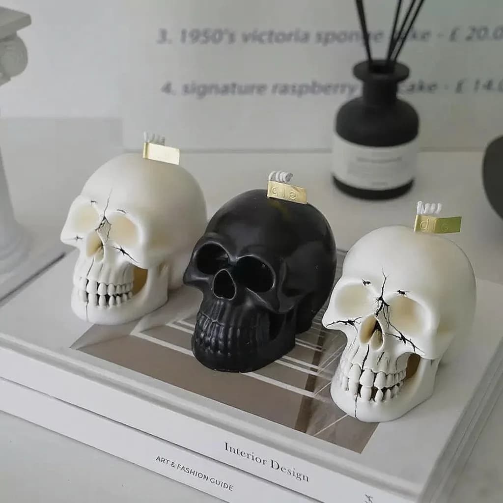 1PC Halloween Skull Mold - Candle, Plaster, Wax, Slime, Soap, Clay Modeling - Reusable Silicone Gothic Party Decorations
