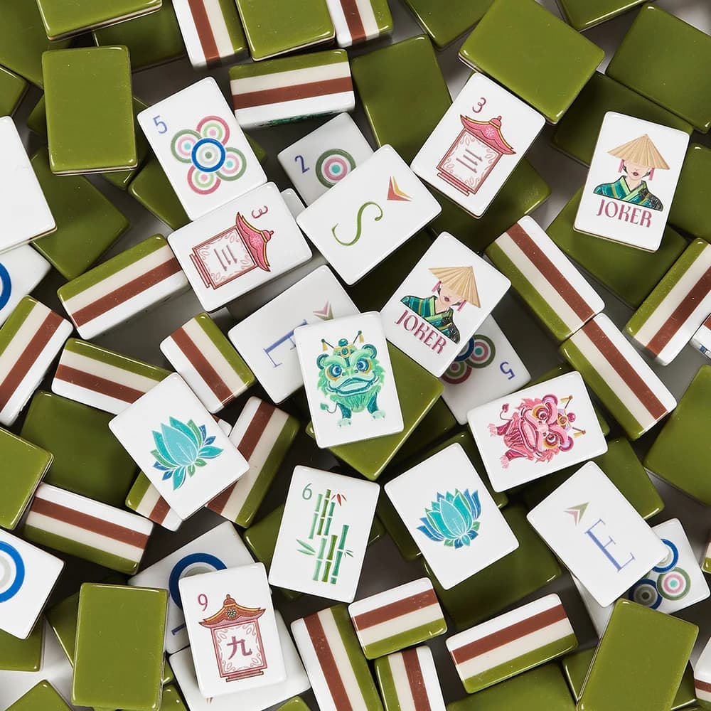 New Design Modern Foldable Olive Green American Mahjong Tile Set 160-Piece Acrylic Eco-Friendly Portable Table Game