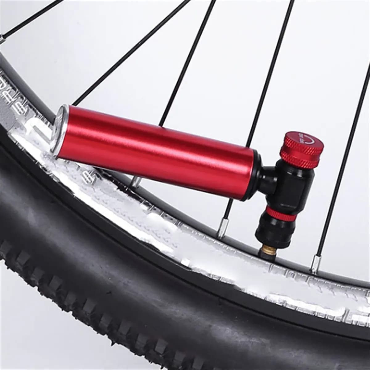 New arrival Mini Bicycle CO2 Pump Portable Tire Inflator Schrader Presta Adapter Mountain Bike Road Bike