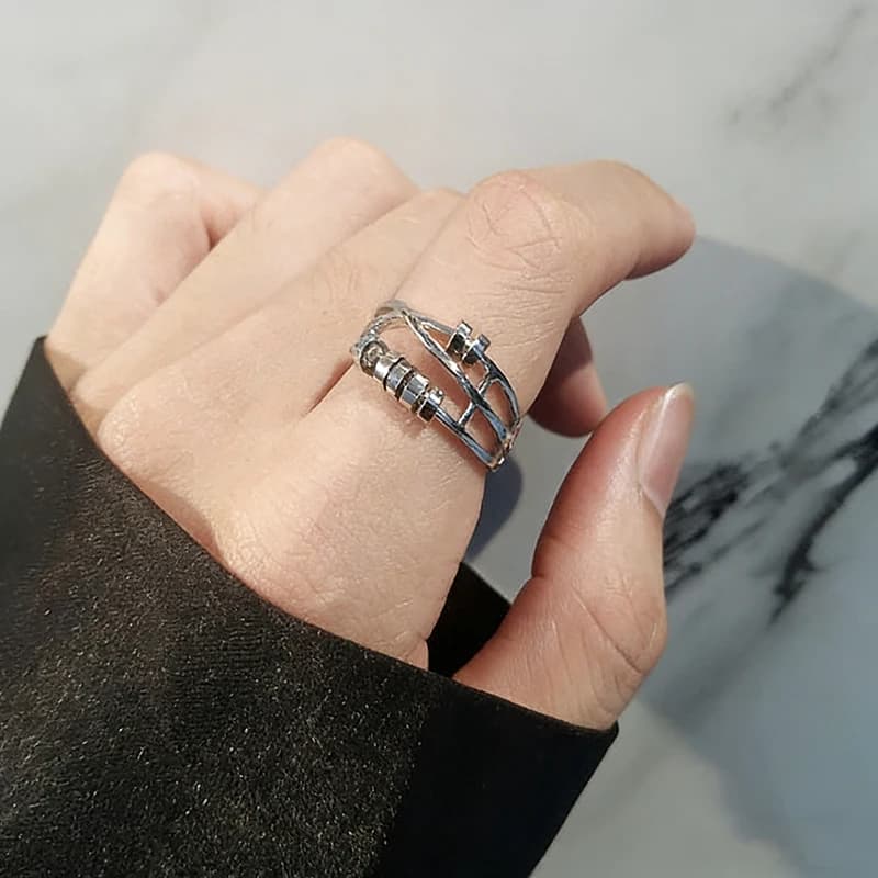 Anello Antistress Girevole con Perline a Triplo Strato, Gioiello Rilassante per Donne, Accessorio Moda e Regalo