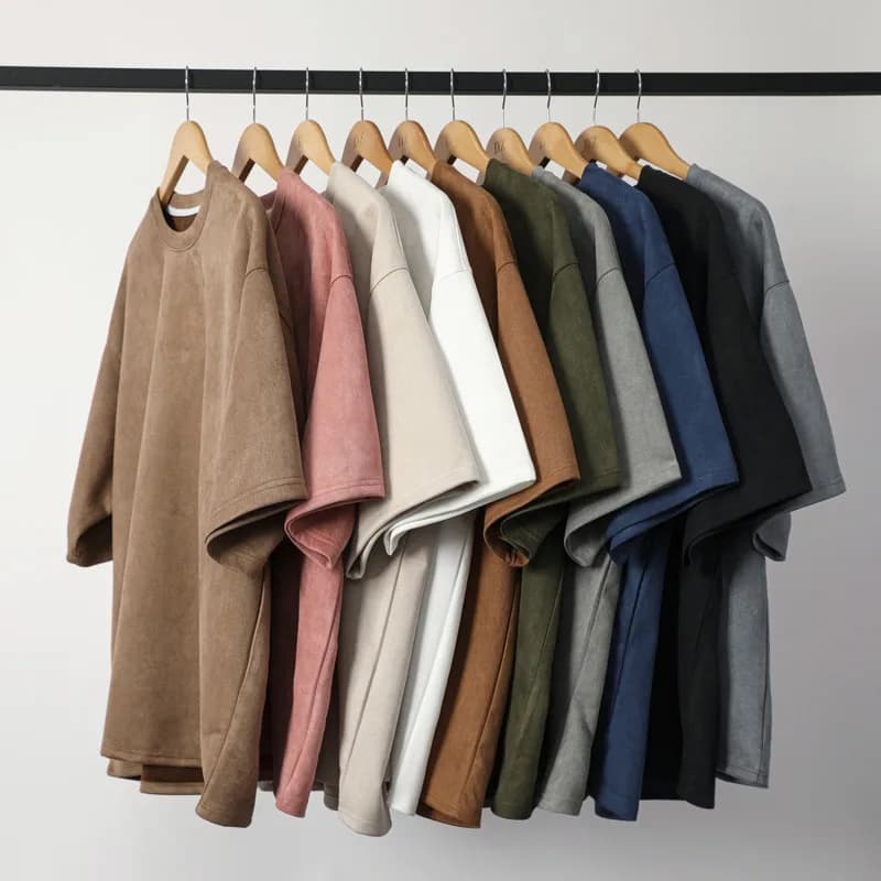 T-shirt estiva a maniche corte da uomo Moda 10 colori T-shirt casual in pelle scamosciata da uomo Streetwear T-shirt allentata con o-collo da uomo Top M-3XL