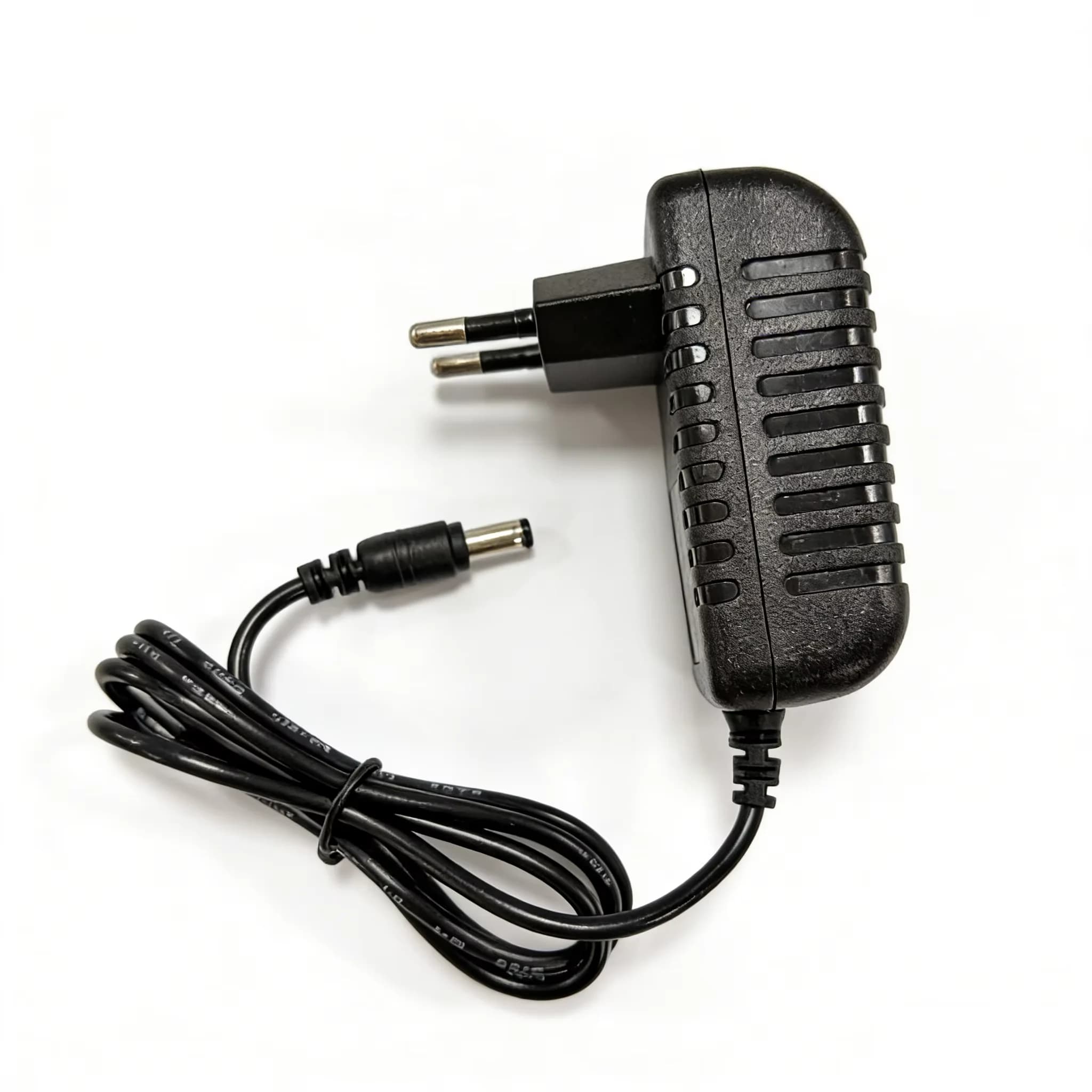 2pcs Power Adapter AC 100-240V Input DCOutput Supply Charger EU/US 12VUniversal Adapter Converter Plug forCamera DVR LED Robot L