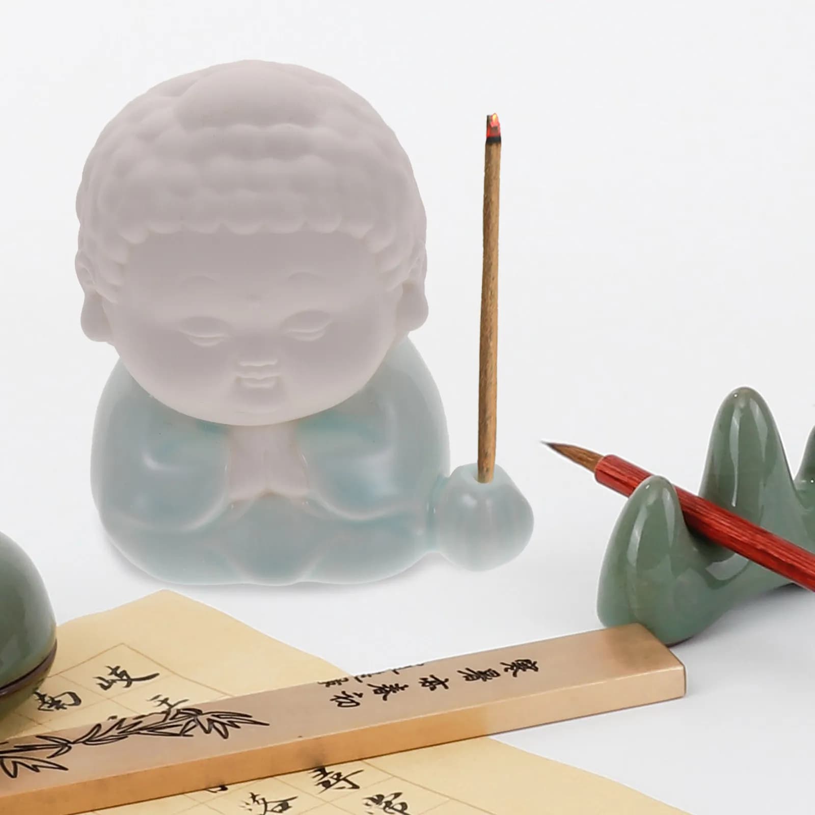 Porta incenso in ceramica a forma di Buddha, ornamento verticale da scrivania per meditazione, rilassamento, yoga, antistress, decorazione per la casa, idea regalo