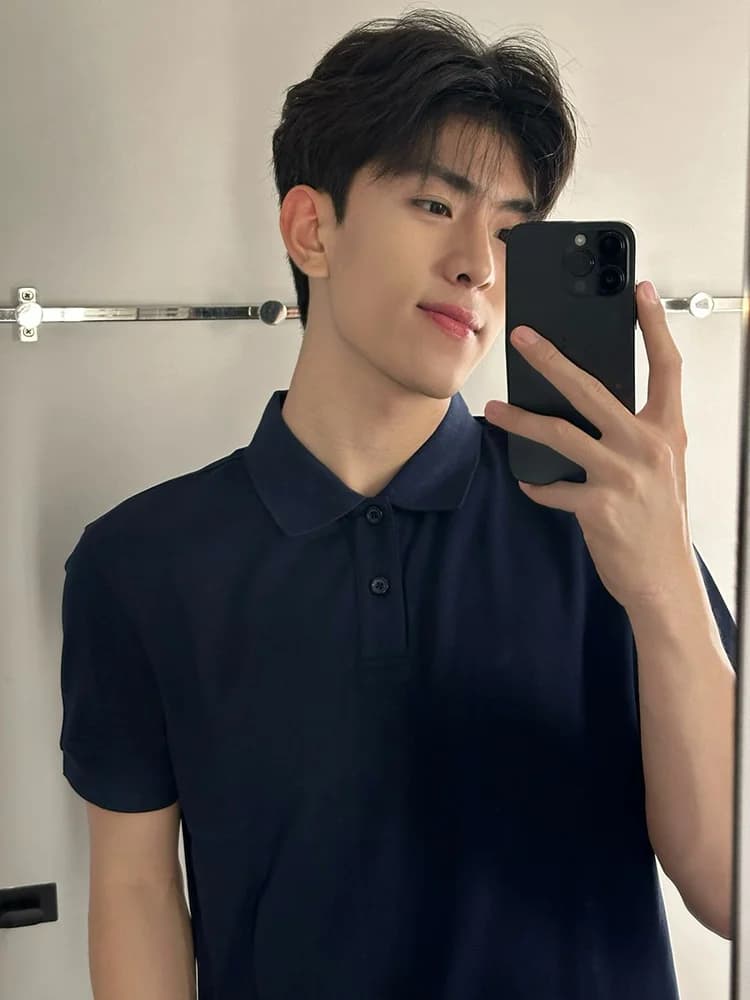 Blue Shirt Men's Summer Short Sleeve Turn-down Collar Half Sleeve Top Handsome High-grade Feeling Men's T-shirt