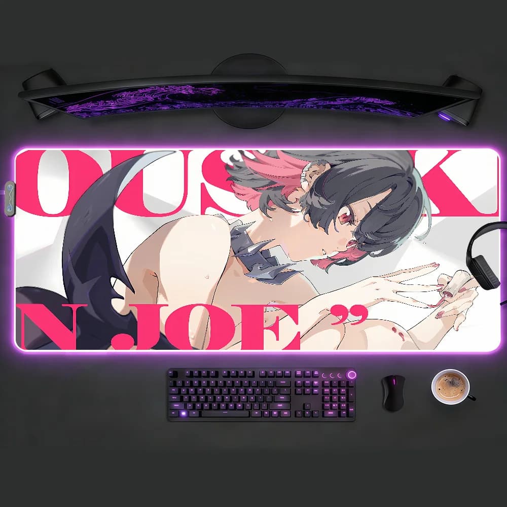 Tappetino per Mouse da Gaming RGB, Grande Tappetino LED da Scrivania, Antiscivolo, Bordi Cuciti, Stampa Anime Girl Nero e Rosa, Tappetino per Tastiera da Gaming