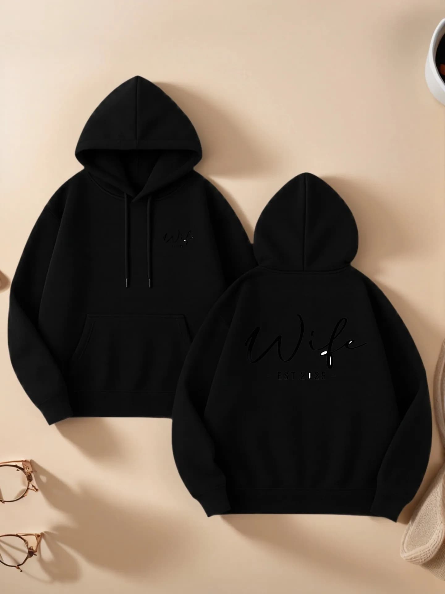 Felpa con cappuccio essenziale da donna, stampa di lettere della moglie, design estetico casual, pile, abbigliamento casual quotidiano