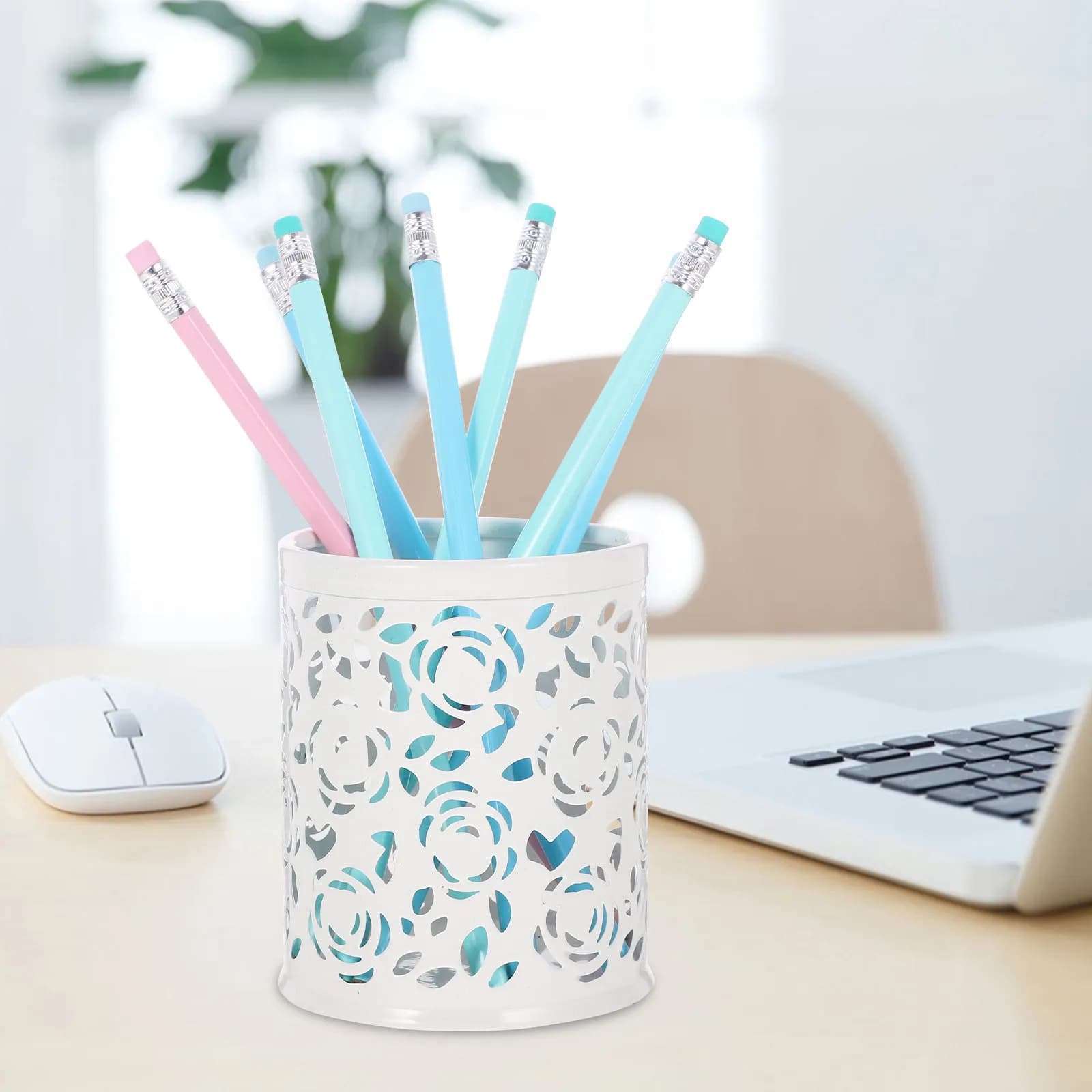 Metal Pen Holder Desk Organizer Large Capacity Pencil Cup for Pens Pencils Makeup Brushes Toothbrushes Office School Aesthetic
