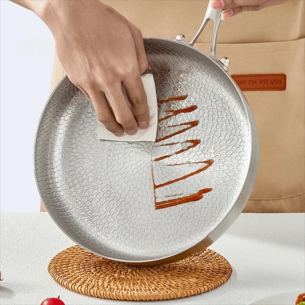 Titanium Alloy Hammered Texture Frying Pan Fast Heating Uncoated Steak Skillet Wear-resistant Scratch Resistant Non-stick Pot