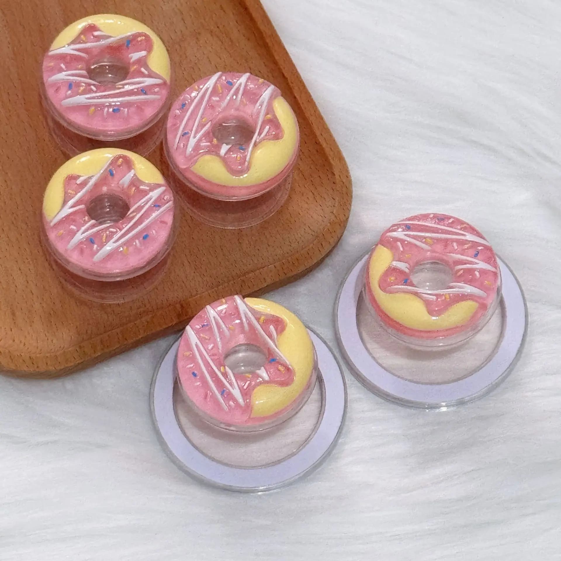 Korean Support for 3D Cheese doughnuts for finger ring support Magsafe Griptok for iPhone Samsung Girl Smart Tok