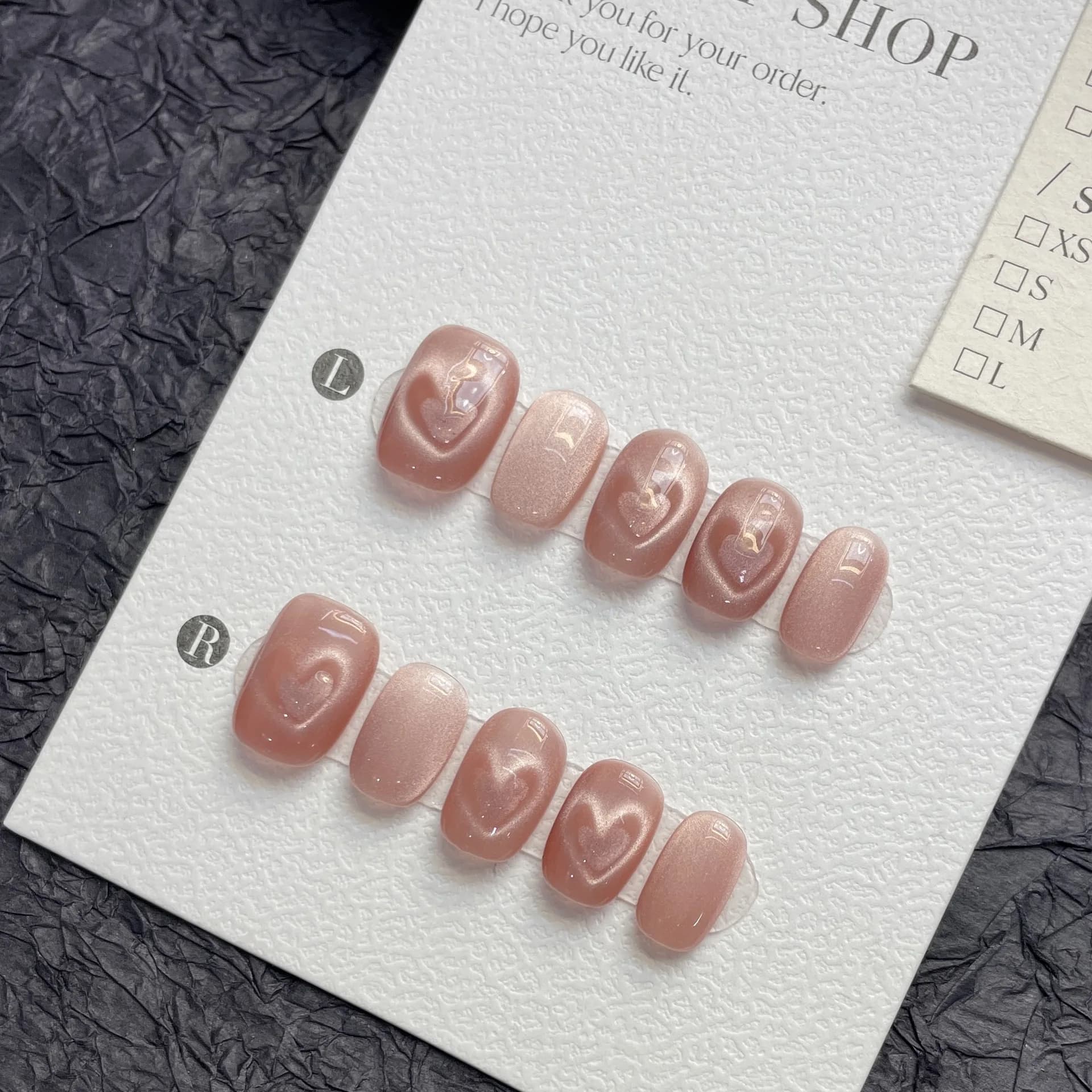 10 pezzi di unghie finte corte e rotonde, pure, pressate a mano, bellissime unghie finte, rosa brillante con effetto occhio di gatto, ideali per le donne