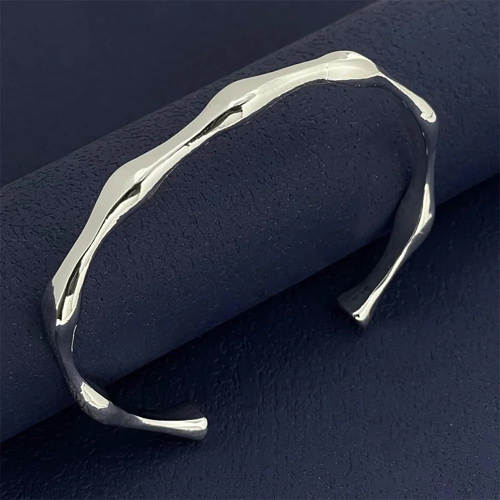 Classic and elegant. Chinese style bamboo bracelet, suitable for men and women to wear daily jewelry