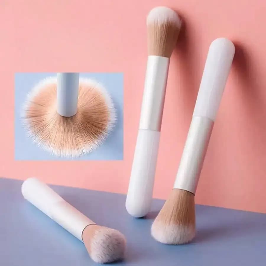 1 pennello per blush sintetico morbido, pennello singolo per trucco viso con manico bianco